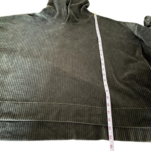 Aerie Groove On Velour Oversized Cropped Hoodie Green Sz XL - Picture 8 of 11